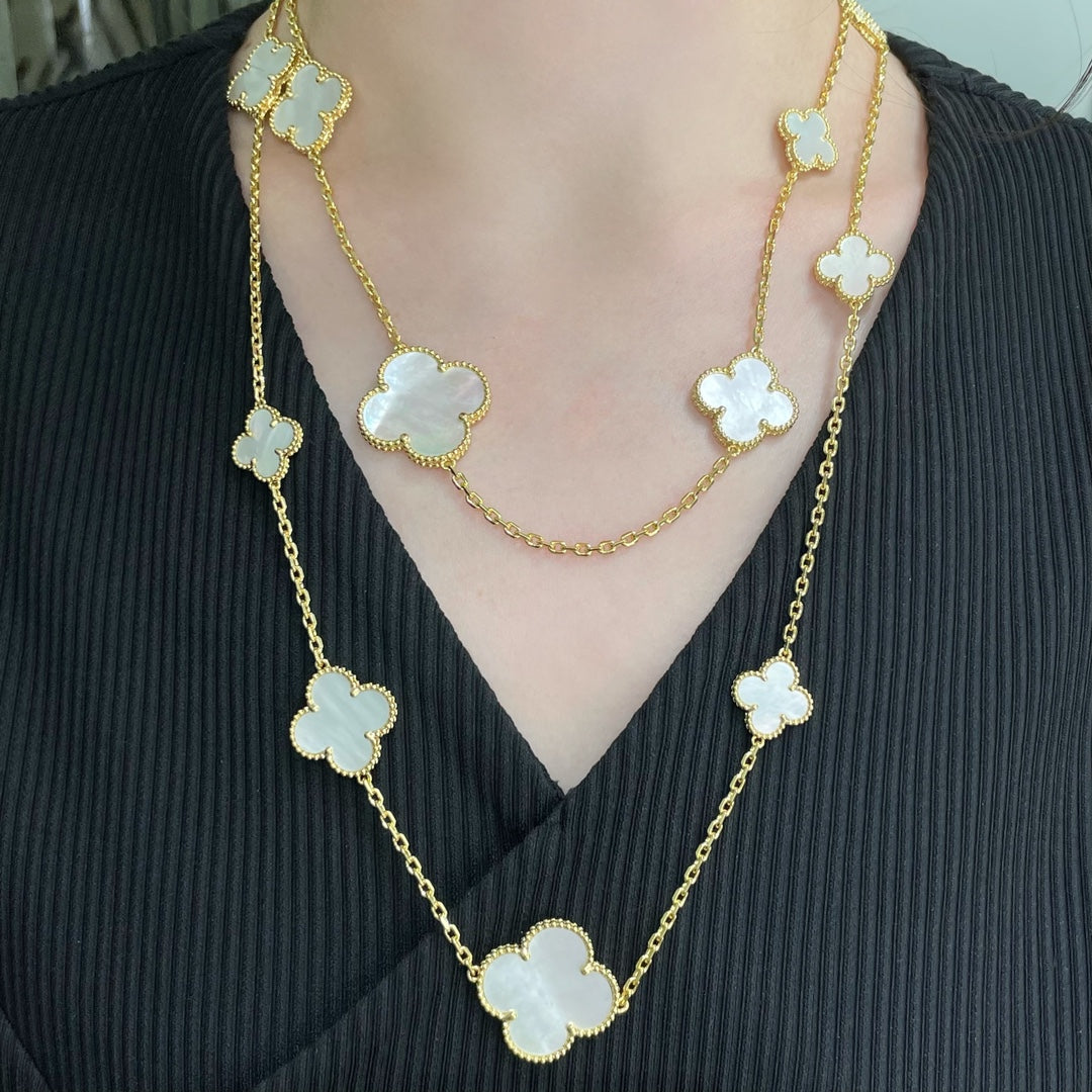 VCA CLOVER 16 MOTIF WHITE MOP GOLD NECKLACE