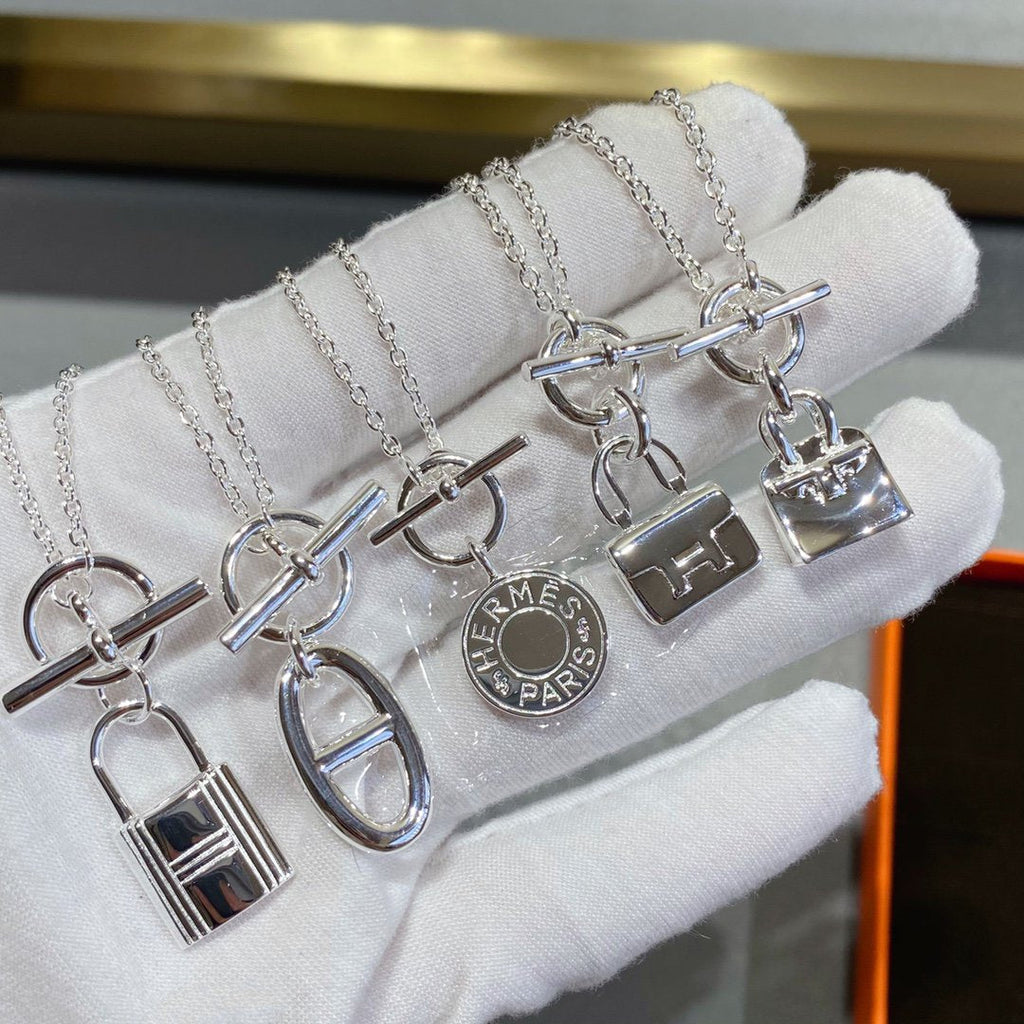 HERMES CONSTANCE PEDANT SILVER NECKLACE