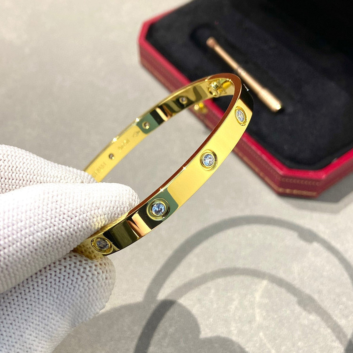 CARTIER LOVE BRACELET 6.1MM 10 DIAMONDS