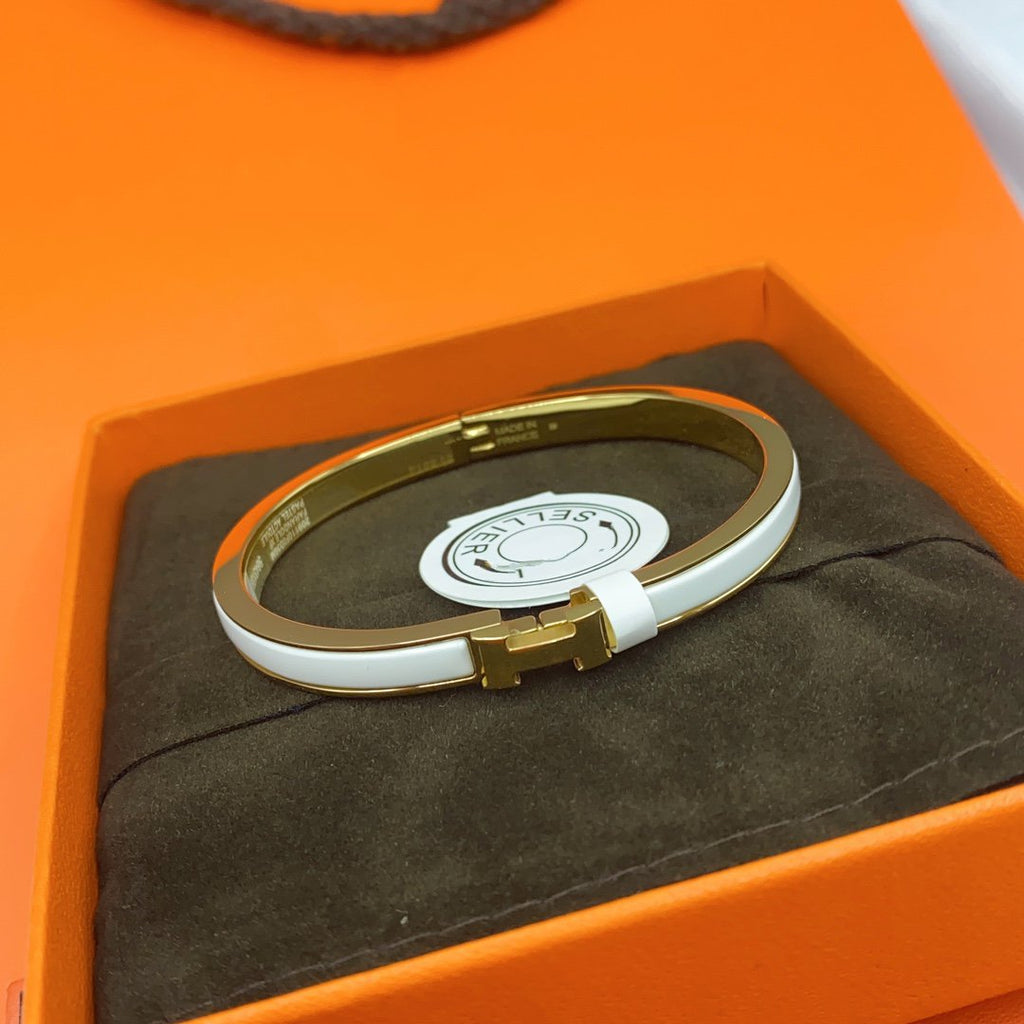 HERMES CLASSIC HM CLIC WHITE 8MM ENAMEL BRACELET